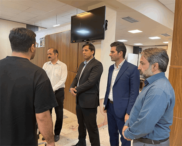 بر تقویت مرکز نوآوری شرکت ملی پست استان تأکید کرد